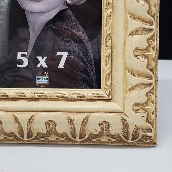 Ornate Greco 5x7 Picture Frame With Vintage Style Carved Design - Picture 4 of 11